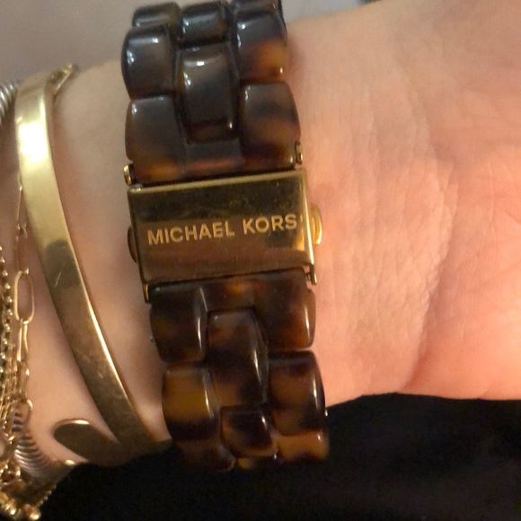 MICHAEL KORS WATCH - Picture 3 of 4